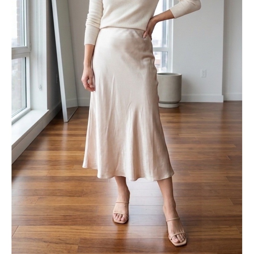 NWT H&M Satin Midi Skirt Champagne Beige Silk Slip Skirt Size 4 High Waist